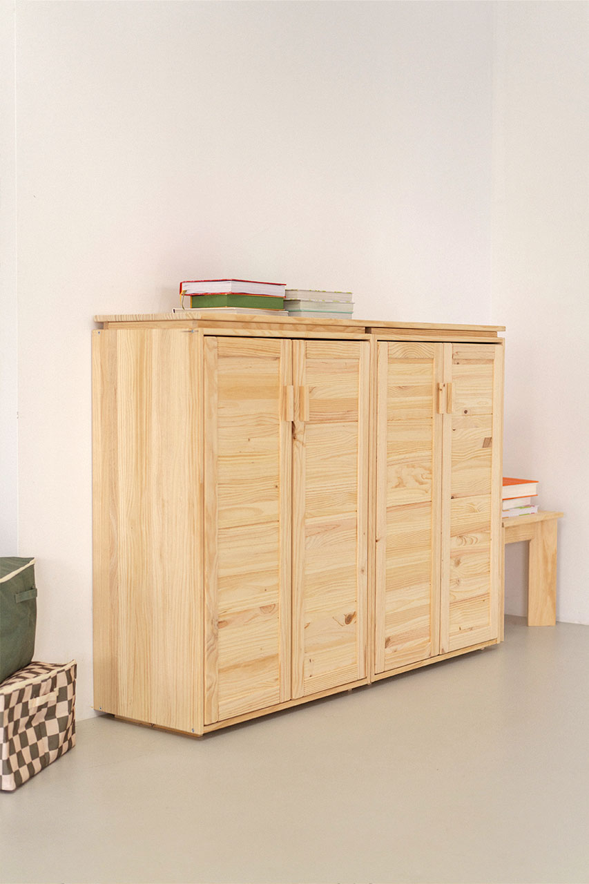 Imagen de ambiente 3 para:Armario aparador bajo de madera natural